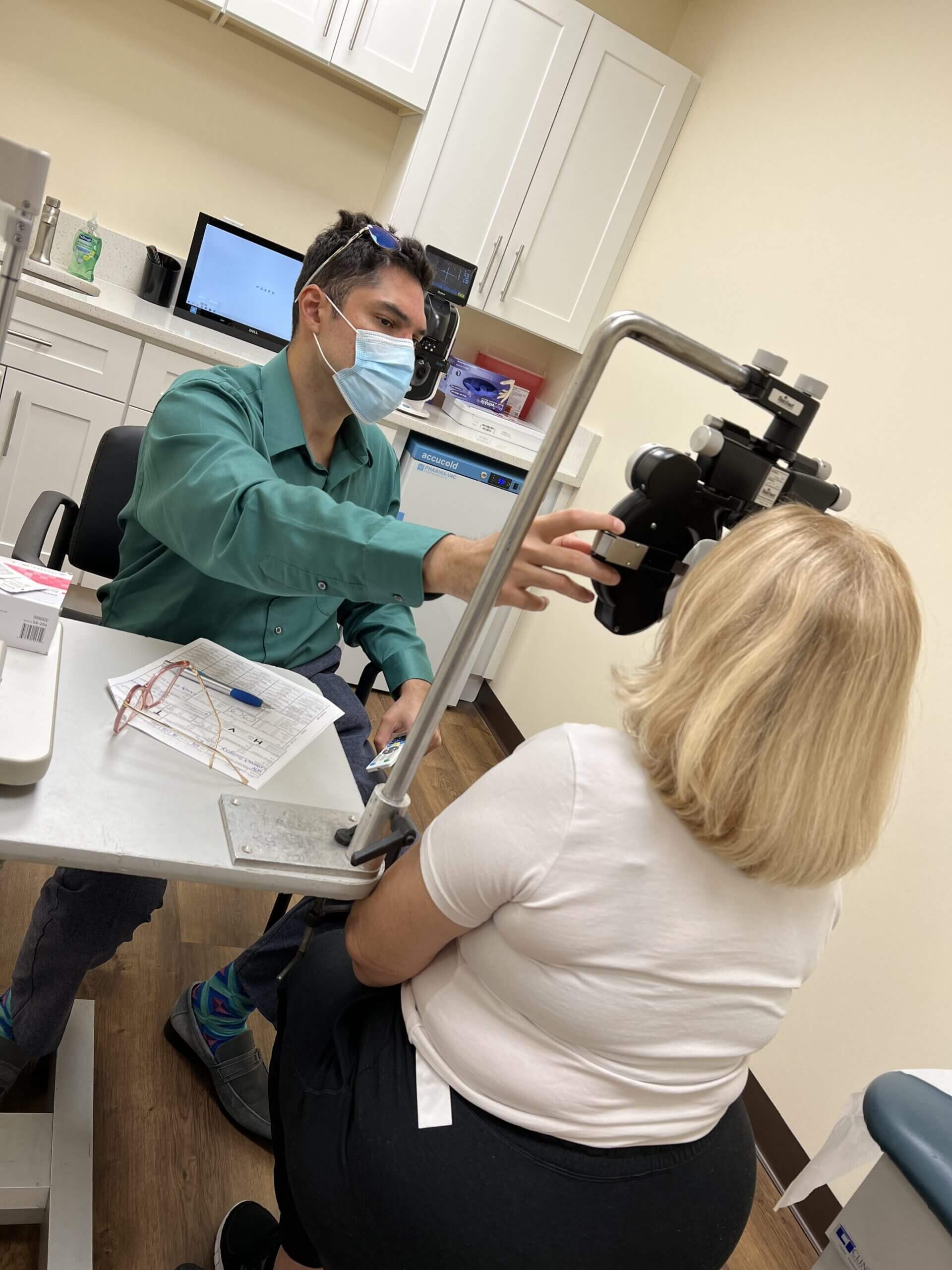How long does an eye exam take