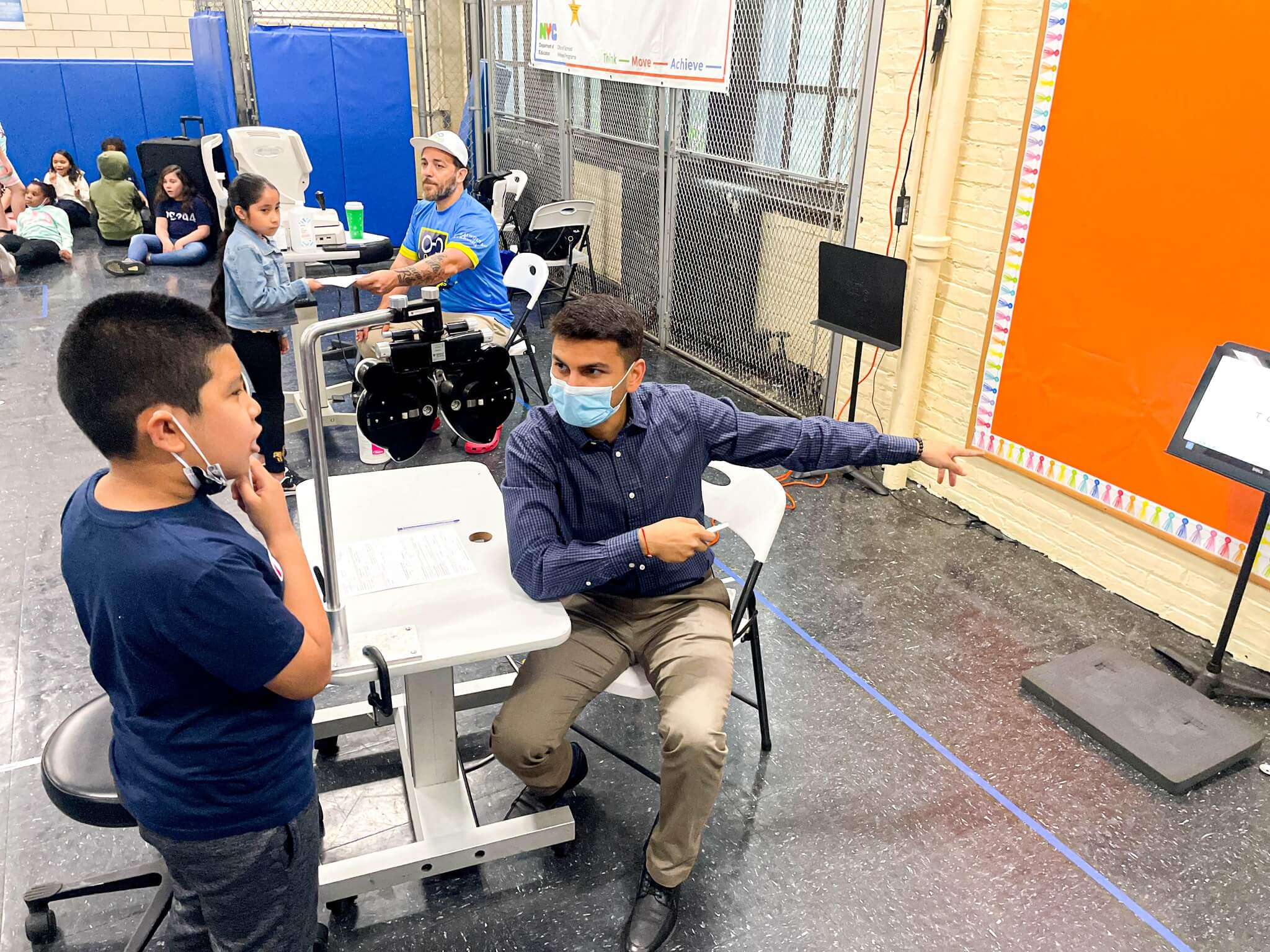 Optical Academy Mobile Eye Exam