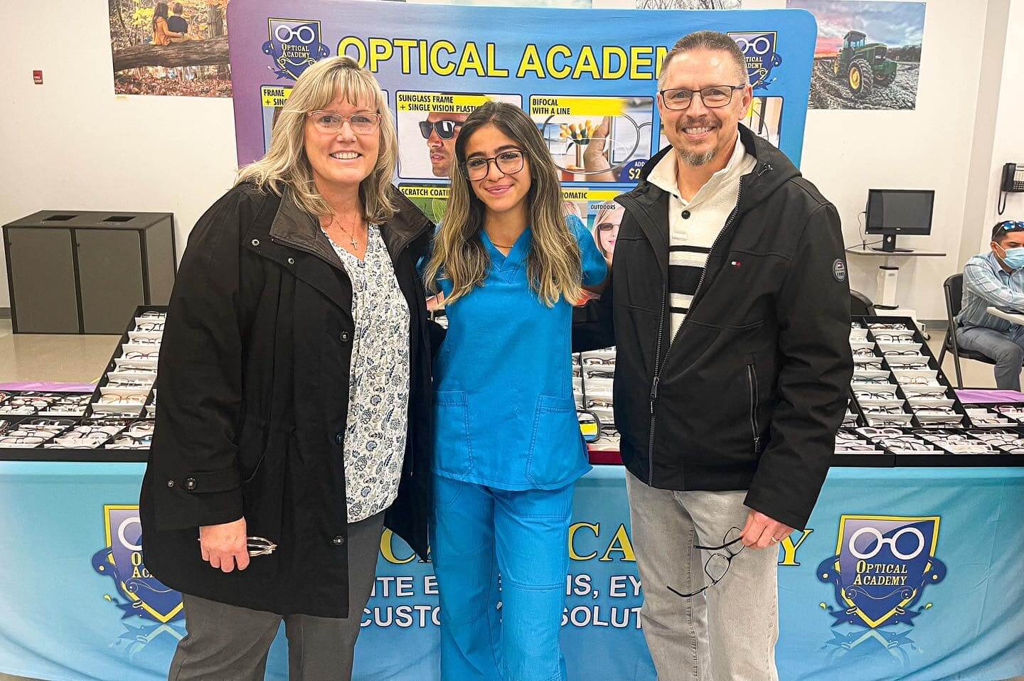 Optical Academy Mobile Eye Exam Vs. Normal Eye Exam Optical Academy